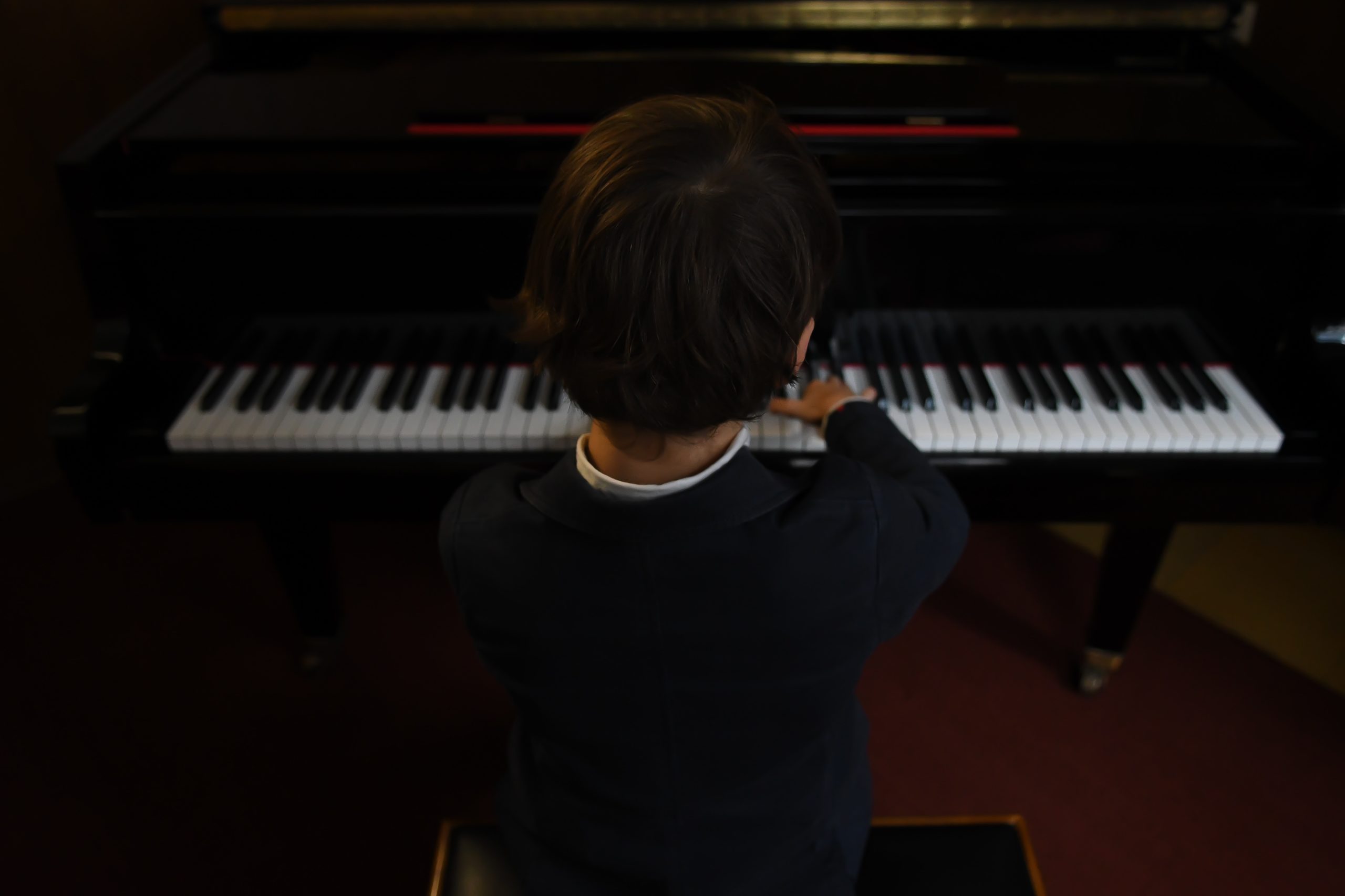 ¿Cómo elegir el mejor piano para principiantes?